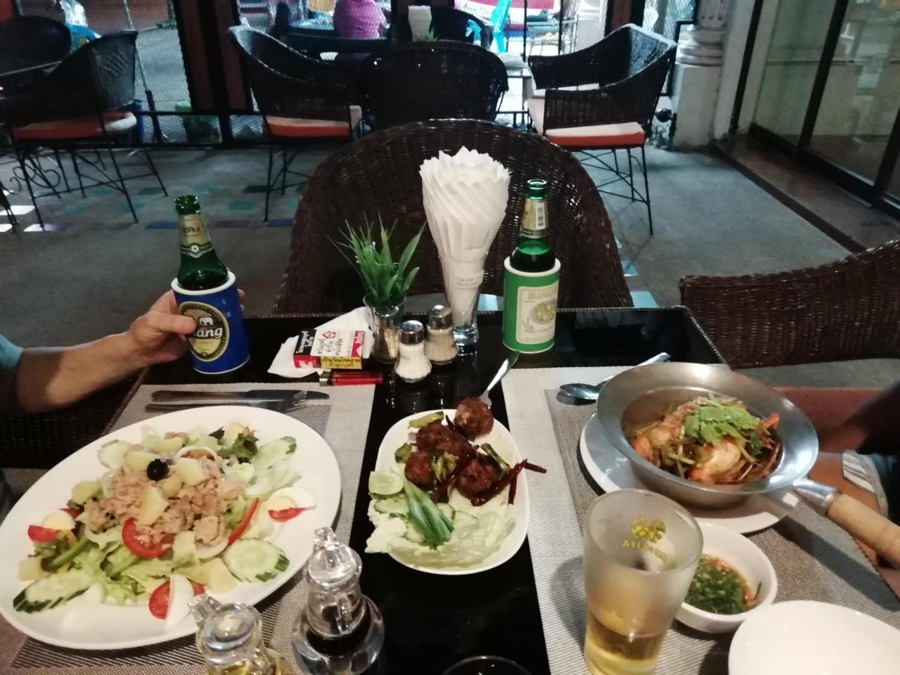 Fnb Hotel Central Pattaya Εξωτερικό φωτογραφία